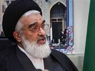 امام جمعه قم : اگر شخصی در خواب خود مقام رهبری را ببیند، ثواب زیارت امام رضا برای این شخص نوشته خواهد شد