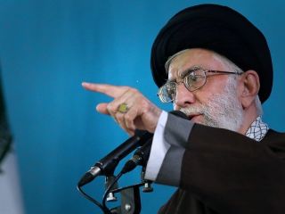 واکنش خامنه ای به ناآرامی ها و اعتراضات به افزایش قیمت بنزین