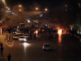 آخرین ویدیو ها از  اعتراضات به افزایش قیمت بنزین در شهرهای مختلف