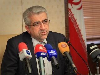 وزیر نیرو : برای دریافت یک وام پنج میلیارد دلاری عازم مسکو هستیم