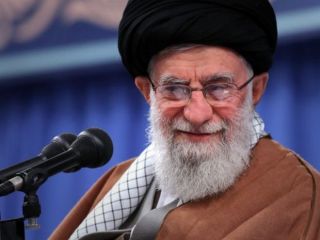 وقتی رهبر گفت «تخصص این کار را ندارم»