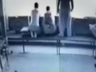 لحظە کشته شدن مبین عبداللهی شهروند اهل روانسر در جوانرود - قهوه خانه روبروی پاساژ ٢٢