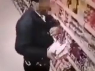 دزدی مامور ناجا از سوپرمارکت