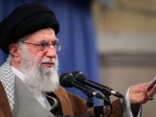 موافقت خامنه ای با پیشنهاد شمخانی برای دادن دیه و عنوان«شهید» به بعضی کشته شدگان