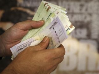 ورود دلار به کانال ۱۳ هزار تومان در نخستین ساعات کاری امروز