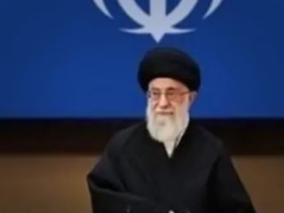 فیس‌بوک صفحه عربی آیت الله خامنه ای را بست