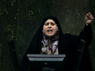 عدم ثبت نام پروانه سلحشوری در انتخابات مجلس : نتوانستم وجدانم را قانع کنم