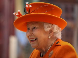 مانور نیروی دریایی مسبب انتشار شایعه درگذشت ملکه انگلستان شد