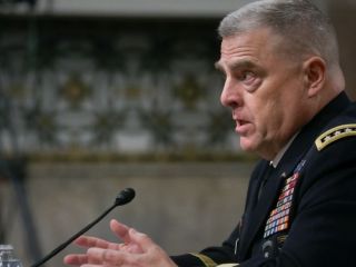 ژنرال مارک میلی در کنگره آمریکا گفت: در دوره تشدید خطر با ایران هستیم‎