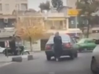 وقتی شوهر برای دور زدن طرح ترافیک از خانمش کمک میگیره