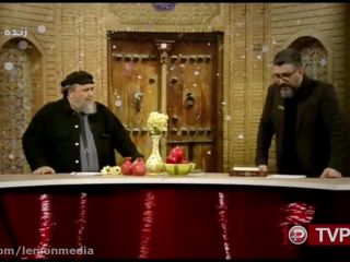 پاچه خواری محمدرضا شریفی‌نیا در برنامه زنده و جدال او با رضا رشیدپور - ویدیو