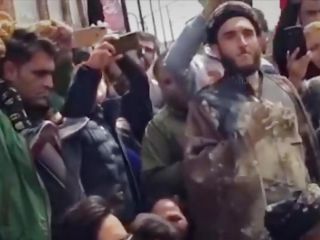 فیلمی از یک آخوند مریض و منحرف جنسی در عزاداری محرم - ویدیو