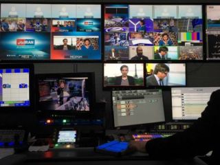 روزنامه‌نگاران ایرانی خارج: تهدید کرده‌اند ما را در خیابان می‌ربایند