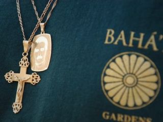 بهائیان یا دروغ «مصلحتی» بگویند یا از خیر کارت ملی بگذرند