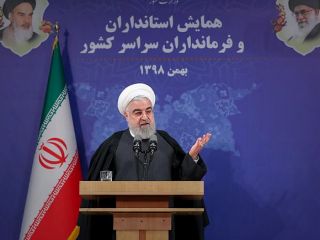 انتقادات تند روحانی: نظام سلطنتی و کمونیستی نیستیم که فقط حزب رستاخیز و کمونیسم داشته باشیم