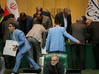 شورای نگهبان و «دست به‌دست شدن فساد» در بهارستان