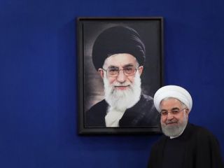 روحانی: استعفا نمی‌دهم تا وعده‌های خود به مردم را اجرا کنم