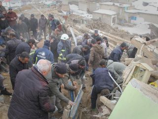 دست‌کم ۸ کشته و ۴۱ زخمی در پی وقوع زمین لرزه در مناطق مرزی ایران و ترکیه