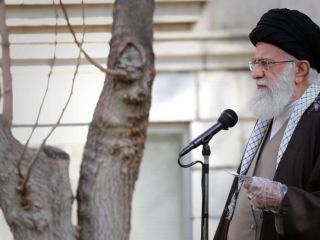 ادعای خامنه‌ای: مسئولان ما از اول با شفافیت خبررسانی کردند