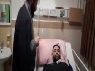 جوانی که آخوند مبلغ طب اسلامی در بیمارستان با او ملاقات کرد، بر اثر کرونا درگذشت