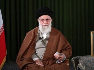 آیت‌الله خامنه‌ای خواستار «رزمایش گسترده کمک به نیازمندان» شد