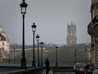 از نوار بهداشتی تا نوشابه؛ جریمه‌های قرنطینه‌ای عجیب در فرانسه