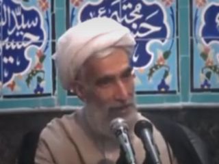 داستان فرزند کوچک خامنه ای که از ذوقِ داشتن کَره آن را در دستش نگه می‌دارد تا در دستش آب می‌شود