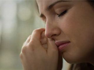 دختری در چنگ شیاطین کثیف