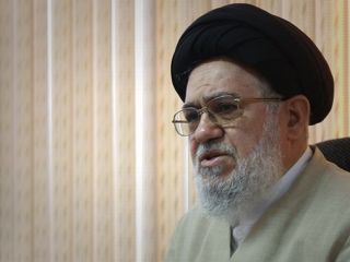 موسوی خوئینی‌ها در نامه به خامنه‌ای:مردم نسبت به مدیریت کشور بی‌اعتماد و بی‌اعتقاد شده‌اند