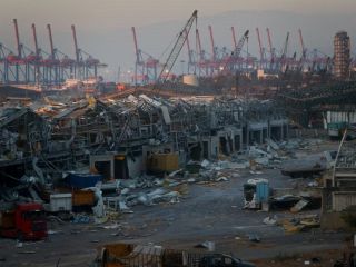 نیترات آمونیوم که گفته می‌شود عامل انفجار بیروت بوده چیست و چگونه منفجر می‌شود؟