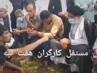 فیلم اعتراض به امام جمعه اهواز توسط کارگران هفت تپه و پافشاری بر اعتصاب تا احقاق مطالبات