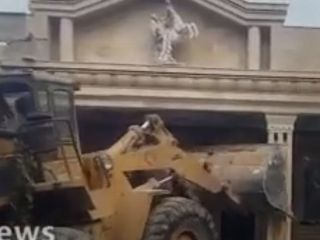 تخریب ۶۰ ویلای میلیاردی غیر مجاز در ملارد تهران