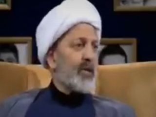 جبرئیل حضرت زهرا را با اخبار [وقوع] انقلابی اسلامی ایران آرام می‌کرد