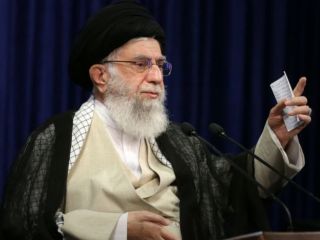 آیا علی خامنه‌ای درست می‌گوید که «گرانی توجیه ندارد»؟