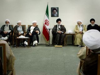 تنها یکی از چهره هایی که در این تصویر می بینید امروز زنده است، البته برای اندک زمانی