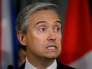 وزیر خارجه کانادا: باور ندارم عامل سرنگونی هواپیمای اوکراینی خطای انسانی بوده باشد