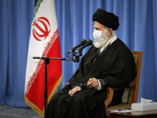 طعنه‌های خامنه‌ای به روحانی پس از ۲۲ روز غیبت