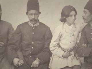 تیمور رقاص و حسین رقص بالا کودکان رقاص در عصر قاجار