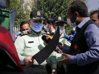 جانشین فرمانده نیروی انتظامی: اگر کسی را با قمه گرفتید، دست و پایش را بشکنید