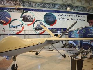 نیوزویک: ایران در منطقه حوثی‌ها پهپادهای جدید «انتحاری» مستقر کرده است