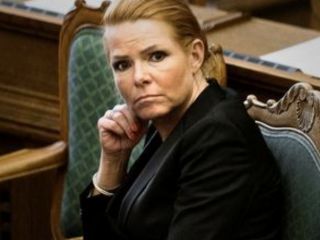 وزیر سابق مهاجرت دانمارک به دلیل جدا کردن زوج‌های پناهجو محاکمه می‌شود