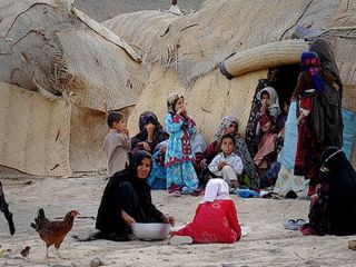 وسایل پیشگیری از بارداری برای عشایر ممنوع، برای بلوچ‌ها آزاد است