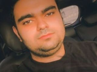 قتل پسر ۲۰ ساله طلا فروش معروف سیرجان / سارقان مسلح ۴ تن را هم مجروح کردند