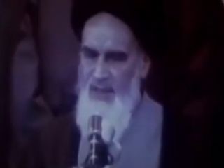 حافظه تاریخی؛ مقایسه صحبت‌های خمینی در نوفل‌لوشاتو ۱۸ آذر ۵۷ و قم ۲۶ مرداد ۵۸