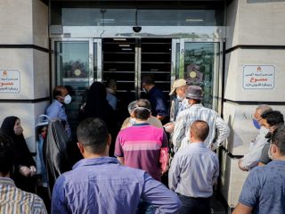 ماجرای قرارداد‌های سفید امضای نگهبانان بانک‌ها!