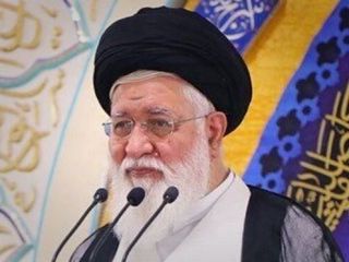 امام جمعه مشهد:متاسفانه زن و همسر در خانه همدیگر را با اسم کوچک صدا می‌زنند