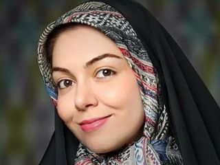 نظریه پزشکی قانونی: آزاده نامداری با مصرف بیش از ۱۰۰ قرص اعصاب و روان جان باخته است