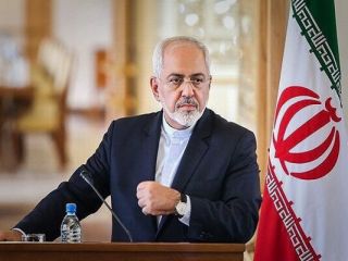 ظریف: تا ده سال آینده اتکای روابط خارجی ایران به چین و روسیه است