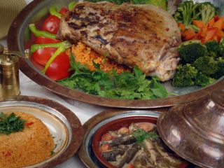 اجاره کردن غذا فقط برای استوری کردن در اینستاگرام