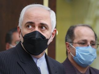 سفر ظریف به وین به دلیل اهتزاز پرچم اسرائیل بر فراز وزارت خارجه اتریش لغو شد